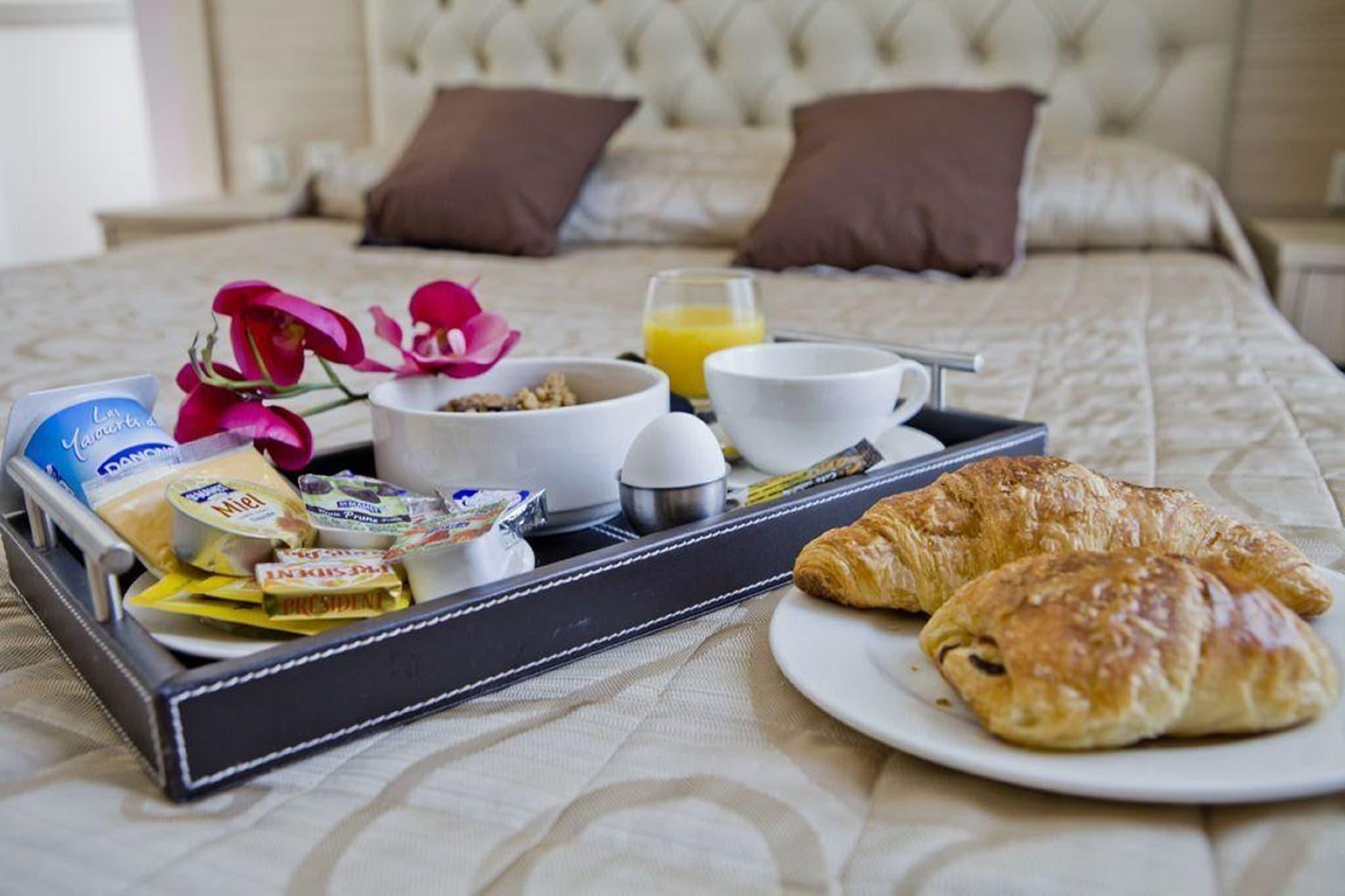 Hotel Lebron Paris Dış mekan fotoğraf